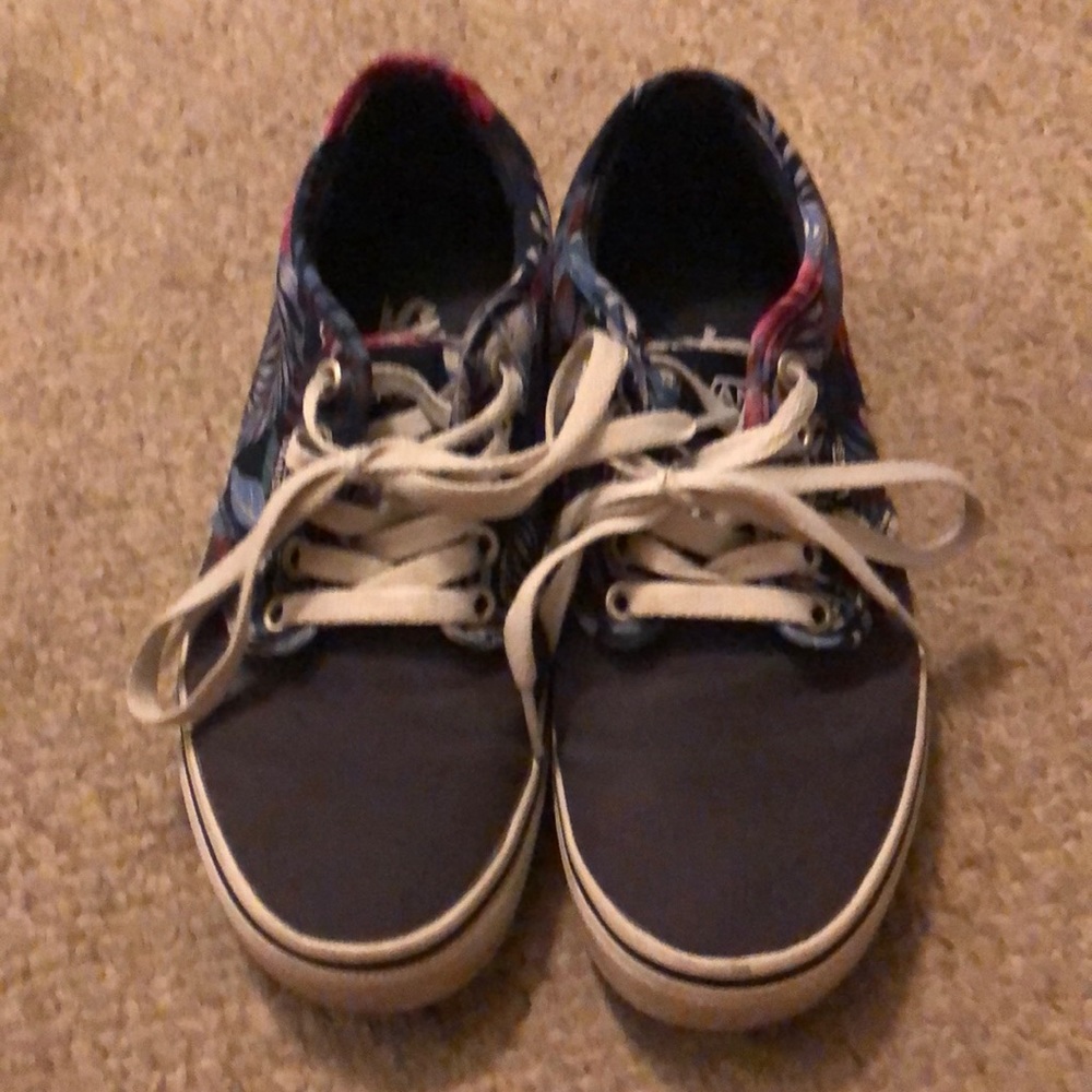 Pretty, Hawaiian Vans
